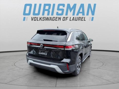 New 2026 Volkswagen Tiguan S image 3