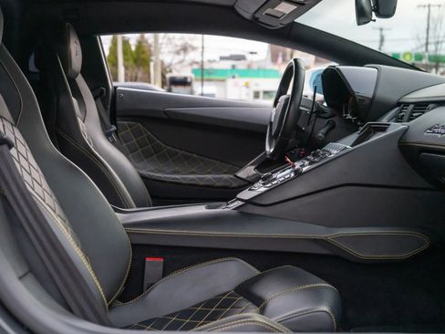 Used 2017 Lamborghini Aventador LP 700-4 AWD/4WD image 61