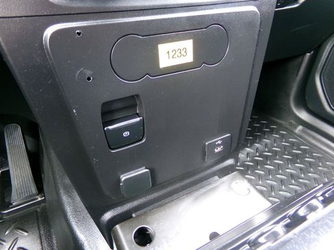 Used 2023 Ford Explorer 4WD Police Interceptor image 13