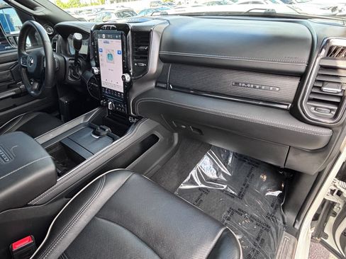 Used 2024 RAM 2500 Limited AWD/4WD image 13