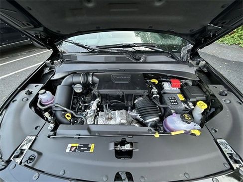 New 2025 Jeep Compass Limited w/ Sun & Sound Group image 10