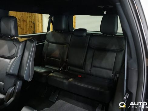 Used 2025 Ford Expedition Max Platinum w/ Stealth Performance Package AWD/4WD image 35