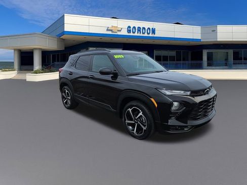Used 2023 Chevrolet TrailBlazer RS w/ Convenience Package FWD image 8