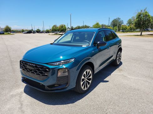 New 2026 Audi Q3 quattro 2.0T AWD/4WD image 8