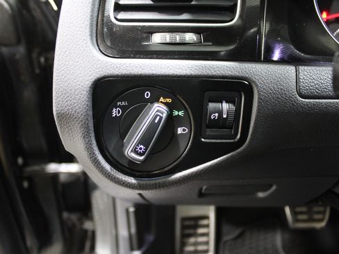 Used 2016 Volkswagen GTI SE w/ Lighting Package (SEL) image 8