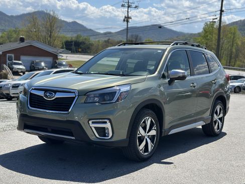 Used 2021 Subaru Forester Touring w/ Popular Package #2 image 7
