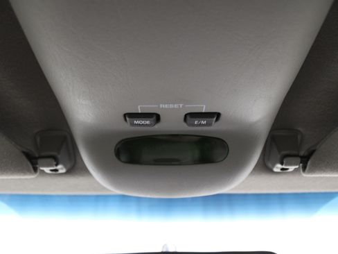 Used 2001 Ford F250 Lariat image 17