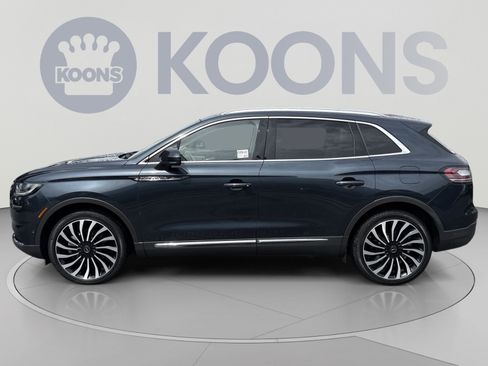 Used 2023 Lincoln Nautilus Black Label w/ Class II Trailer Tow Package AWD/4WD image 2