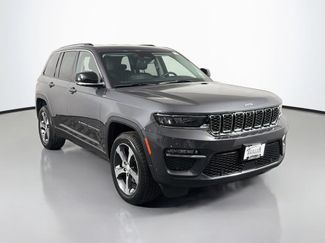 Used 2023 Jeep Grand Cherokee Limited w/ Luxury Tech Group II AWD/4WD video 1