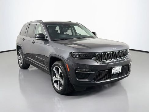 Used 2023 Jeep Grand Cherokee Limited w/ Luxury Tech Group II AWD/4WD image 1