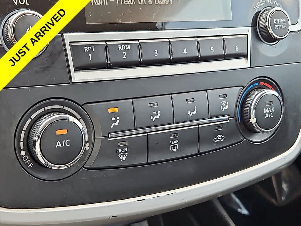 Used 2017 Nissan Altima 2.5 SR w/ Midnight Edition Package FWD image 14