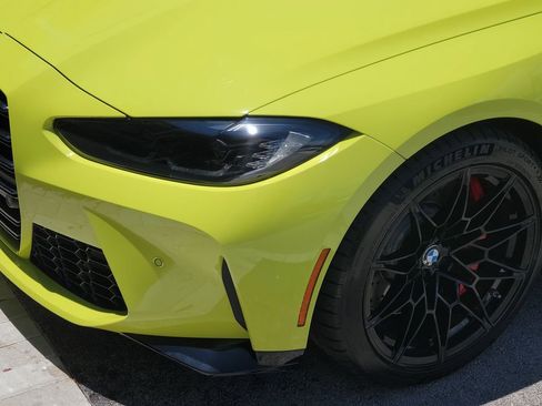 Used 2022 BMW M4 Competition w/ Executive Package RWD image 8