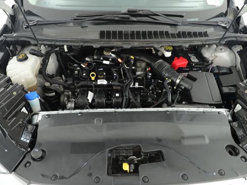 Certified 2022 Ford Edge Titanium w/ Equipment Group 301A image 6