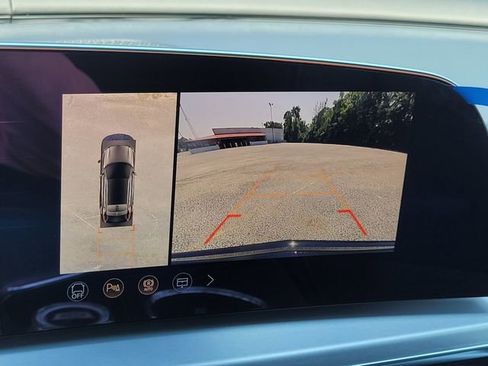 New 2026 Cadillac Lyriq Signature Sport w/ LPO, Floor Liner Package AWD/4WD image 16