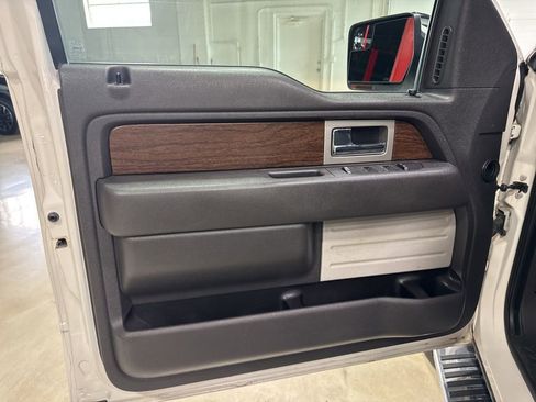 Used 2013 Ford F150 Lariat w/ Lariat Chrome Pkg AWD/4WD image 26