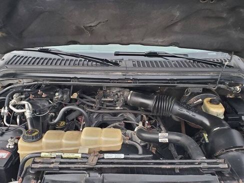 Used 2001 Ford Excursion XLT RWD image 10