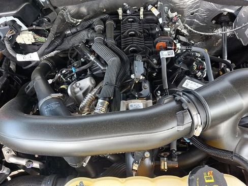 Used 2025 Ford Expedition Platinum w/ Stealth Appearance Package image 27