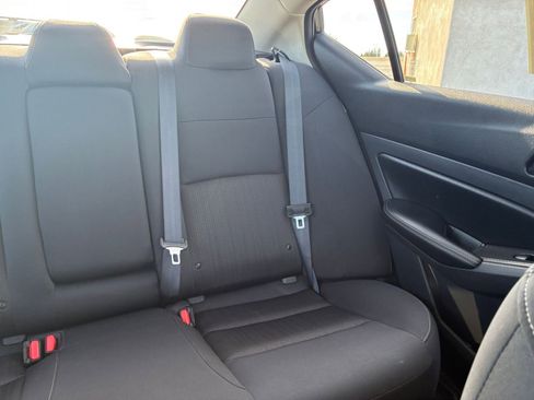 Used 2025 Nissan Altima 2.5 SV image 37