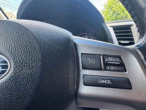 Used 2014 Subaru Outback 2.5i Limited AWD/4WD image 26