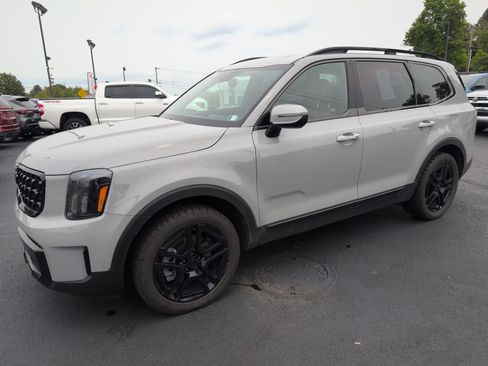 Used 2025 Kia Telluride EX X-Line AWD/4WD image 6