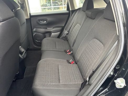 Used 2023 Honda HR-V LX image 20