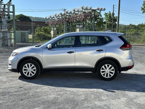 Used 2018 Nissan Rogue S AWD/4WD image 5