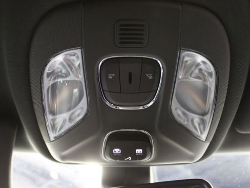 Certified 2020 Jeep Compass High Altitude image 23