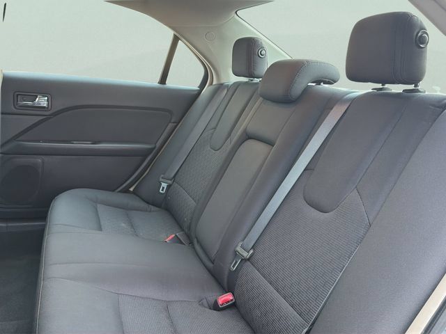 Used 2012 Ford Fusion SE FWD image 16