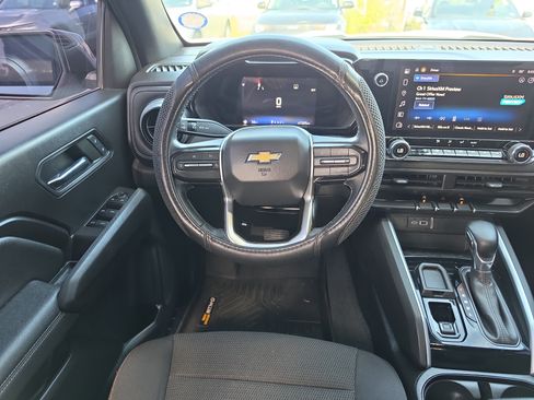 Used 2023 Chevrolet Colorado LT w/ LT Convenience Package RWD image 9