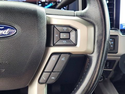 Used 2022 Ford F250 Lariat w/ Lariat Ultimate Package AWD/4WD image 19