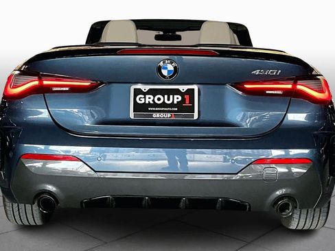 Used 2023 BMW 430i Convertible w/ M Sport Package image 4