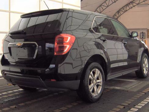 Used 2017 Chevrolet Equinox LS FWD image 4