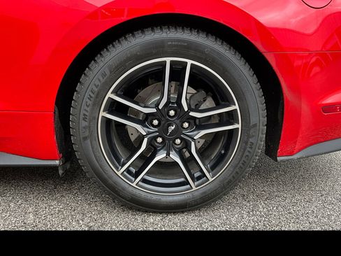 Used 2020 Ford Mustang Premium RWD image 15