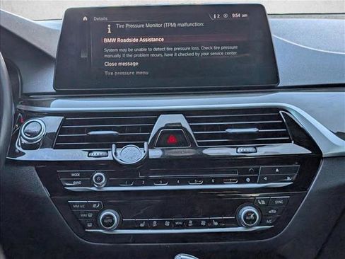 Used 2018 BMW 530e image 16