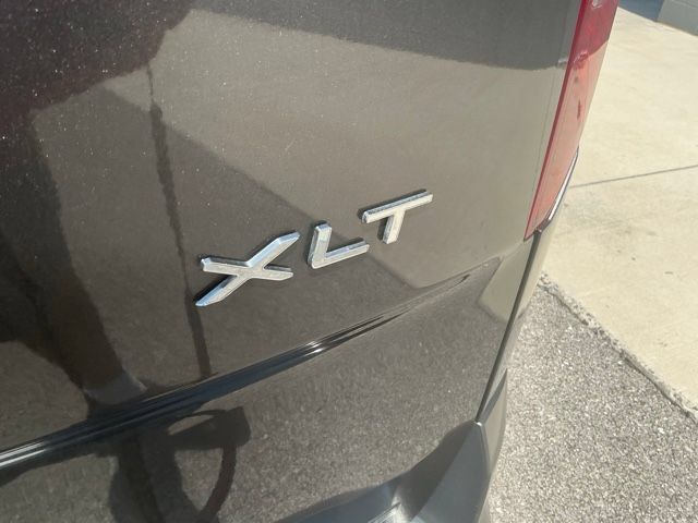 Used 2015 Ford Transit Connect XLT FWD image 5