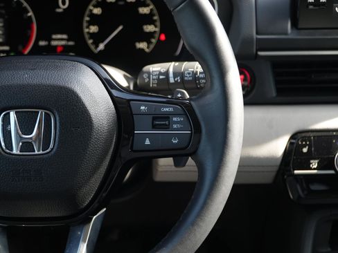 Used 2025 Honda Pilot EX-L image 23