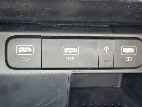 Used 2023 Kia Sorento SX Prestige image 16