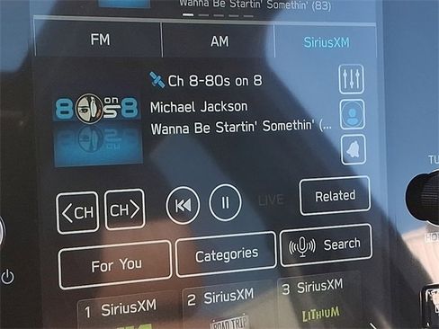 Certified 2025 Subaru Forester Touring w/ Protection Package image 18