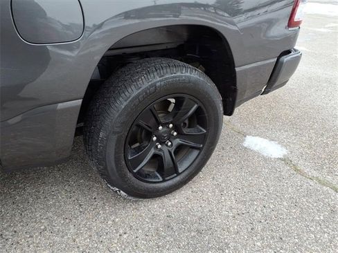 Used 2021 RAM 1500 Big Horn image 4