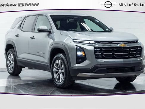Used 2025 Chevrolet Equinox LT AWD/4WD image 1