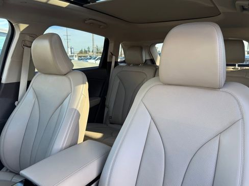 Used 2022 Lincoln Nautilus Reserve image 17