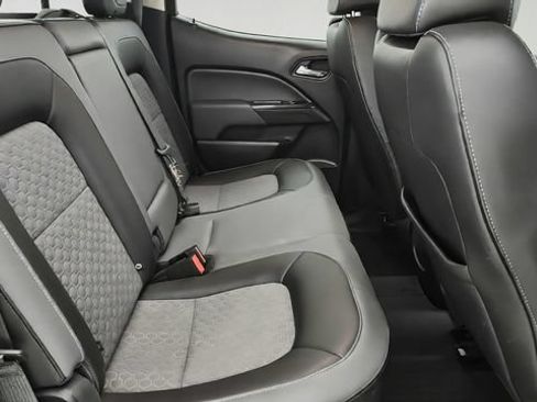 Used 2019 Chevrolet Colorado Z71 AWD/4WD image 21