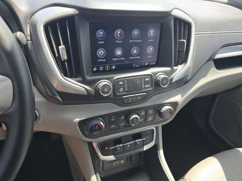 Used 2024 GMC Terrain SLT FWD image 29