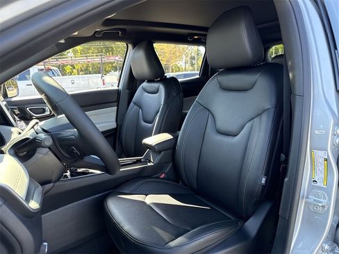 New 2026 Jeep Compass Limited w/ Sun, Sound & Navigation Group image 11