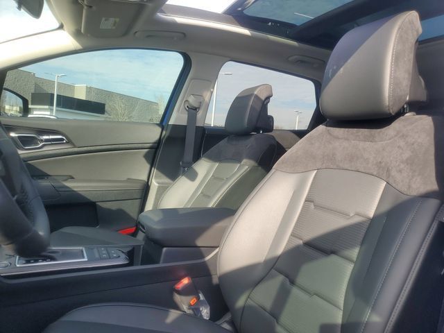 New 2026 Kia Sportage SX FWD image 12