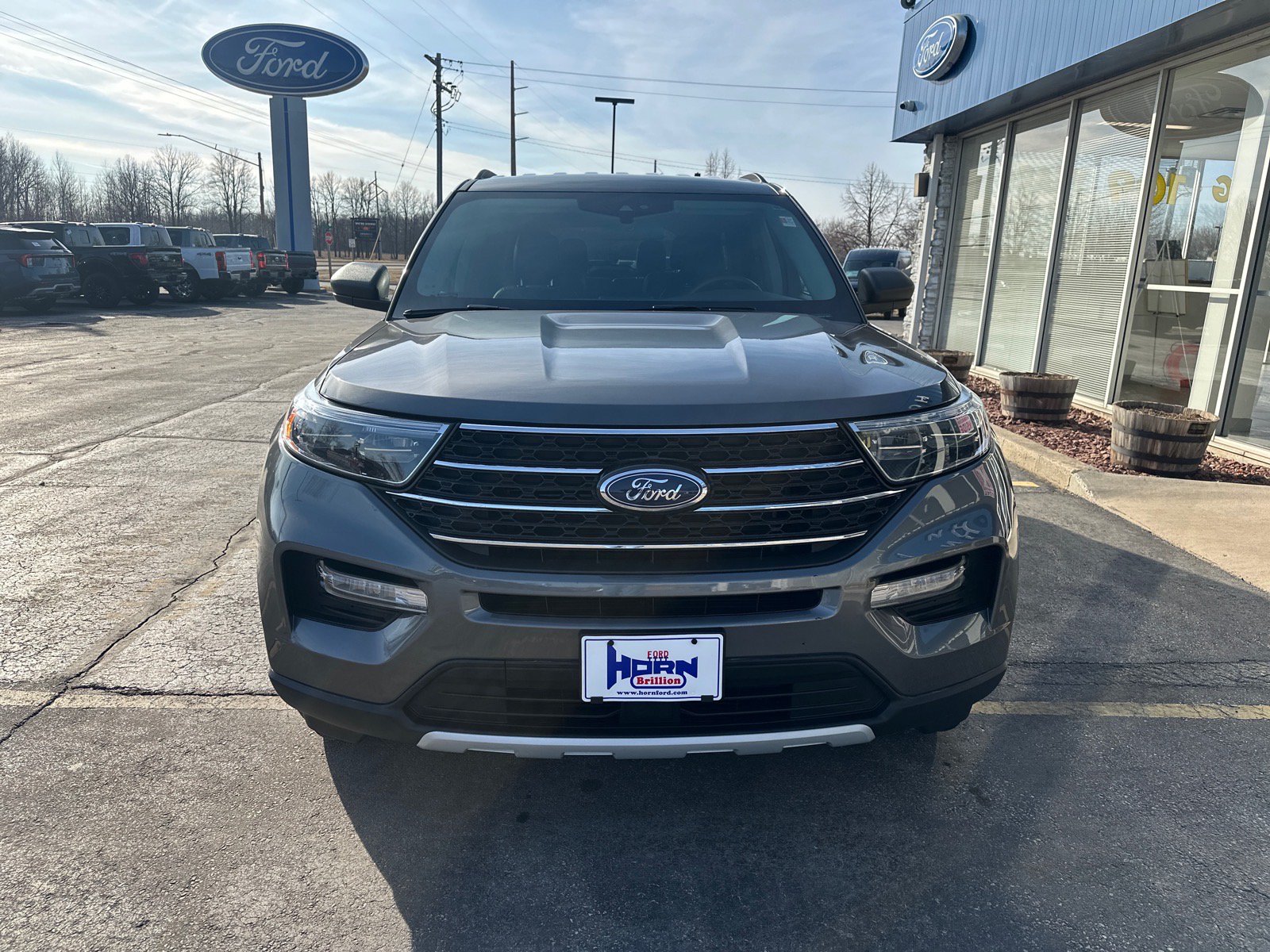 Used 2023 Ford Explorer XLT w/ Equipment Group 202A AWD/4WD image 8