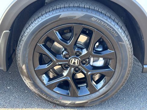 Certified 2025 Honda HR-V Sport image 11