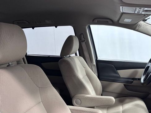 Used 2014 Honda Odyssey EX image 19