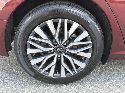Used 2023 Nissan Altima 2.5 SV FWD image 17