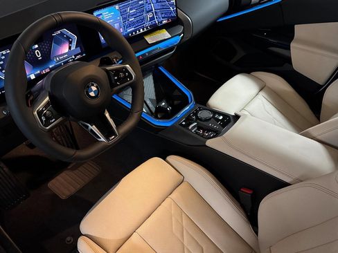 Used 2026 BMW X3 xDrive30 w/ M Sport Package image 4